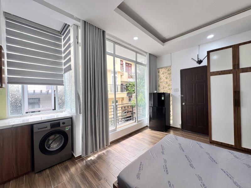 🏡 Căn hộ tone gỗ, máy giặt riêng – ban công lớn | phổ quang, tân bình gần vhu vaa, giáp phú nhuận, q1, q10