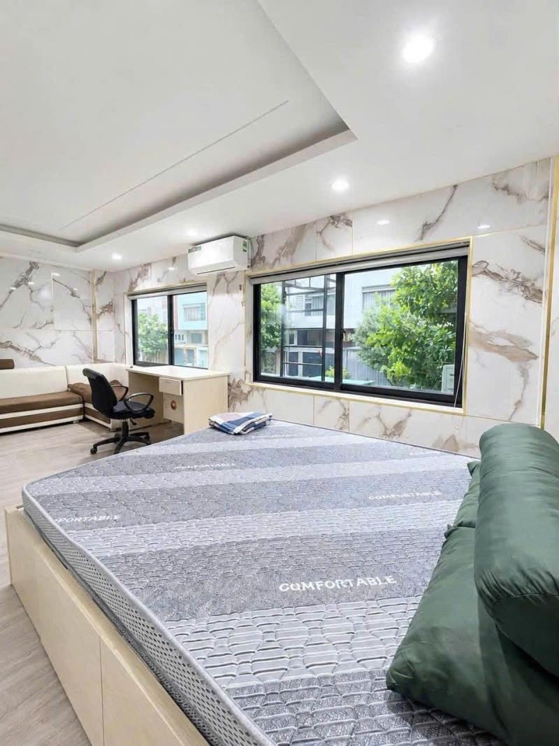 Cho thuê studio cửa sổ trời full nội thất gần đh văn lang 