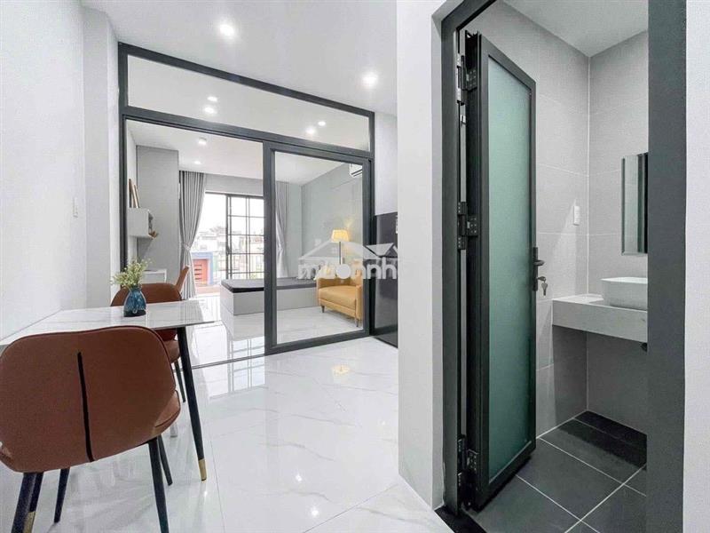 Khai trương căn hộ 1pn ban công gần chợ tân định,công viên lê văn tám