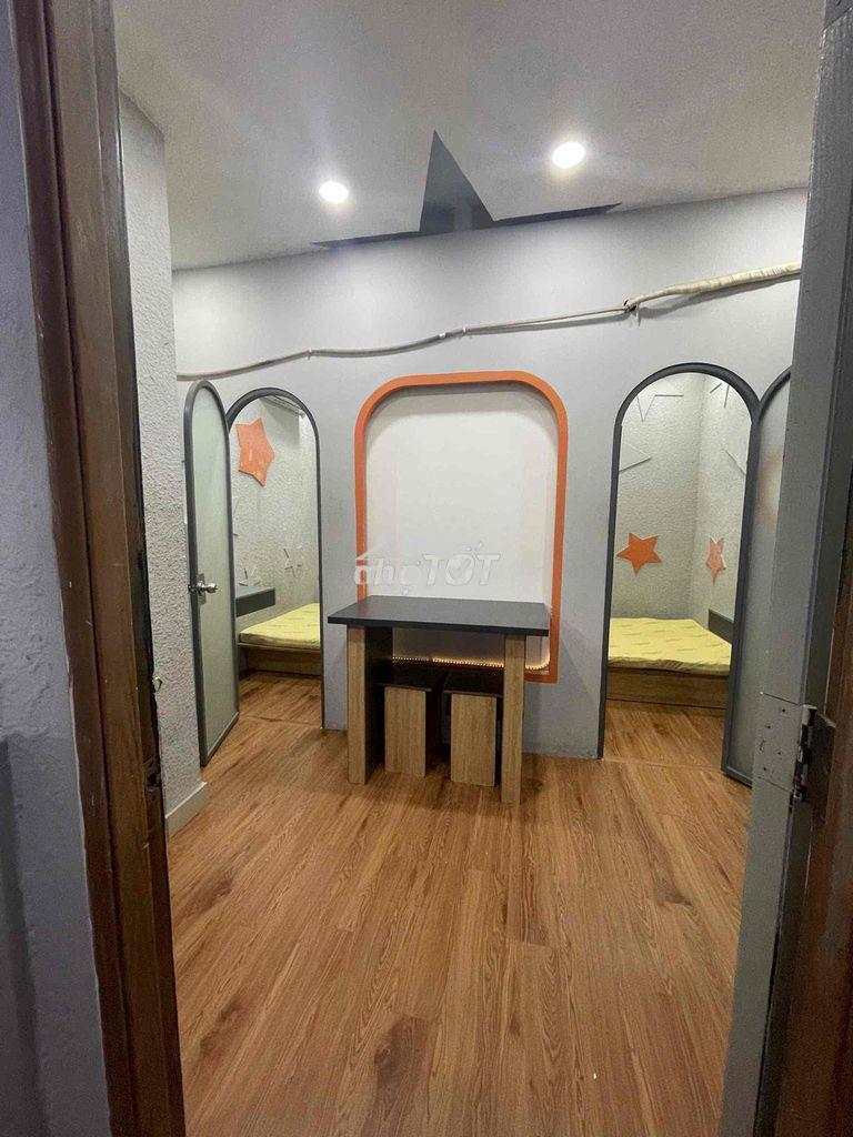 Chính chủ cho thuê 2pn nguyễn kiệm phư nhuận giặt sây free