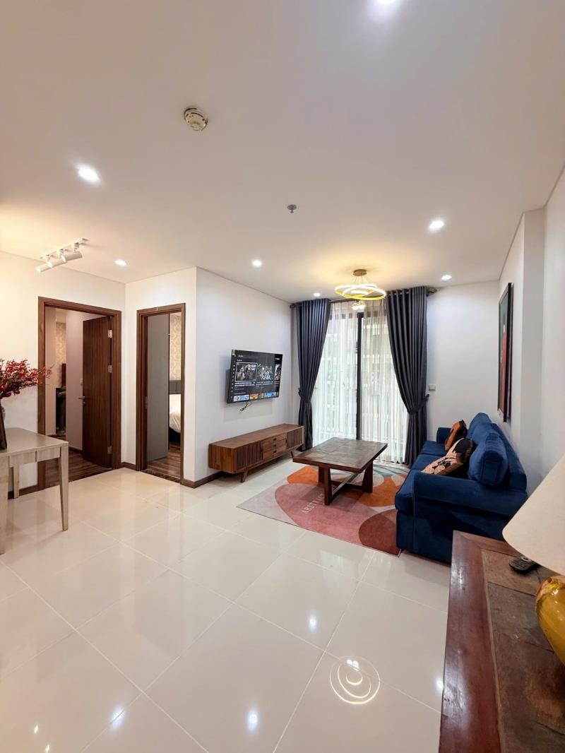 Ch 2,1 tỷ /2pn / thuê 13tr/th , sổ sẵn.ngay siêu thị emart  phan văn trị  o799-303.195 ngọc