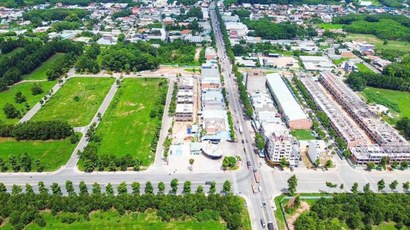 Fiesta central – nhà phố có sổ hồng, hoàn công đầy đủ dt x 30 .chỉ 4ty3