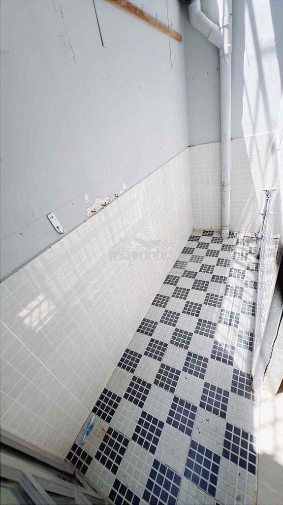 Bán nhà mới đẹp diện tích rộng- 4pn + 4wc - 4