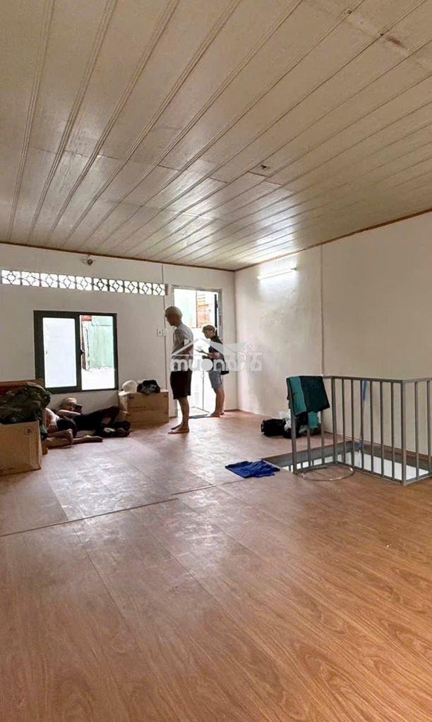 Nhà thuê phạm thế hiển f6 q8 - Ảnh 4