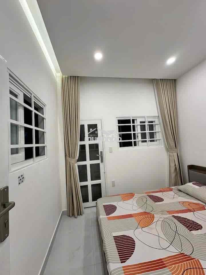 Cho thuê nhà nc đầy đủ nội thất nhà đẹp cô giang cách mặt tiền lớn 20m - Ảnh 4