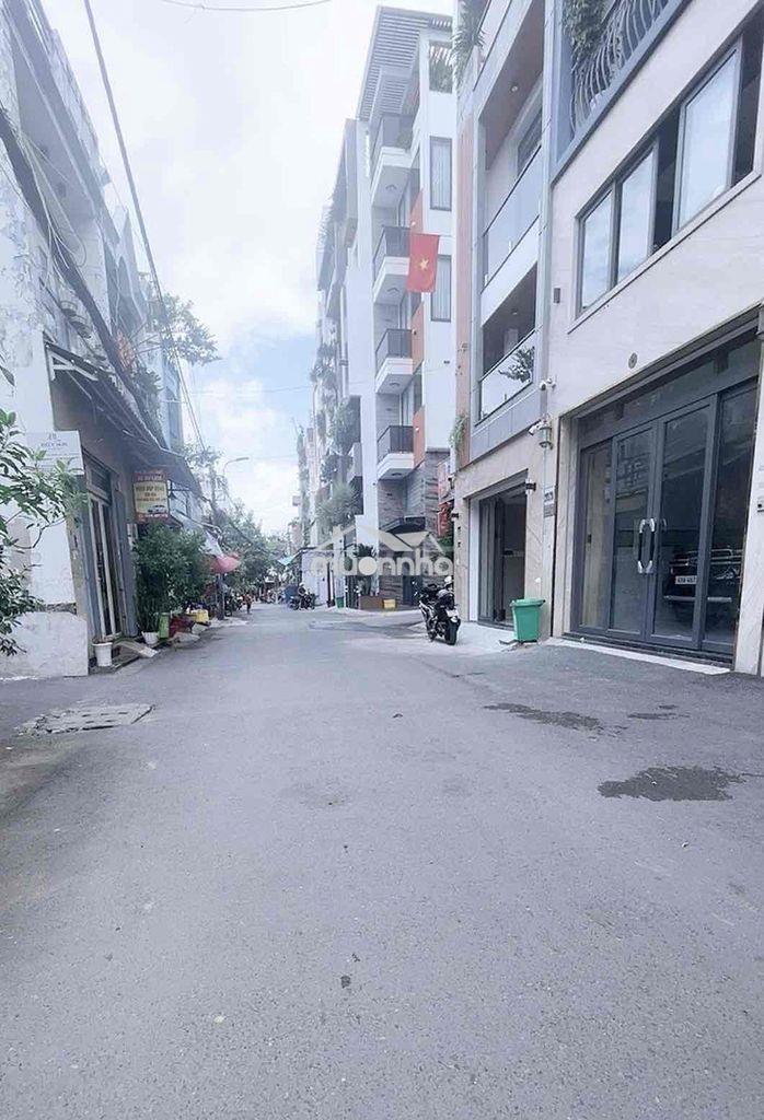Nhà đẹp đường số 5 ngay đại học luật, 2 mặt, 80m2, 5.9 tỷ.