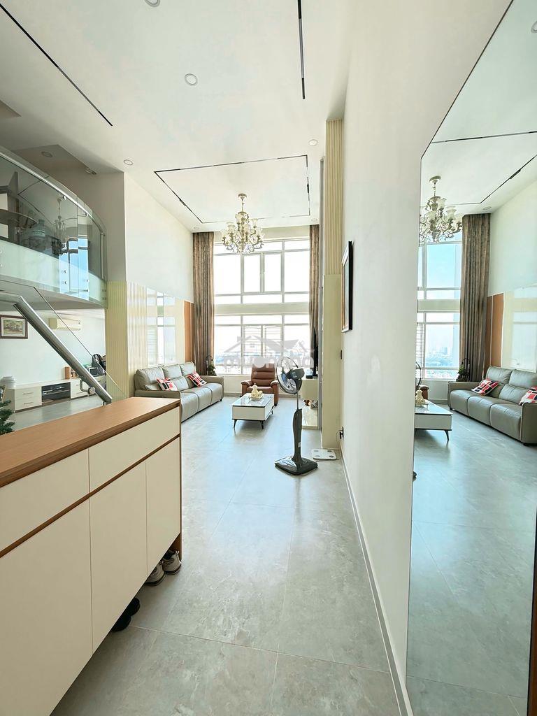 Duplex tầng cao 240m² 5pn xem pháo hoa 3 mặt sài gòn, view q1 8 tỷ