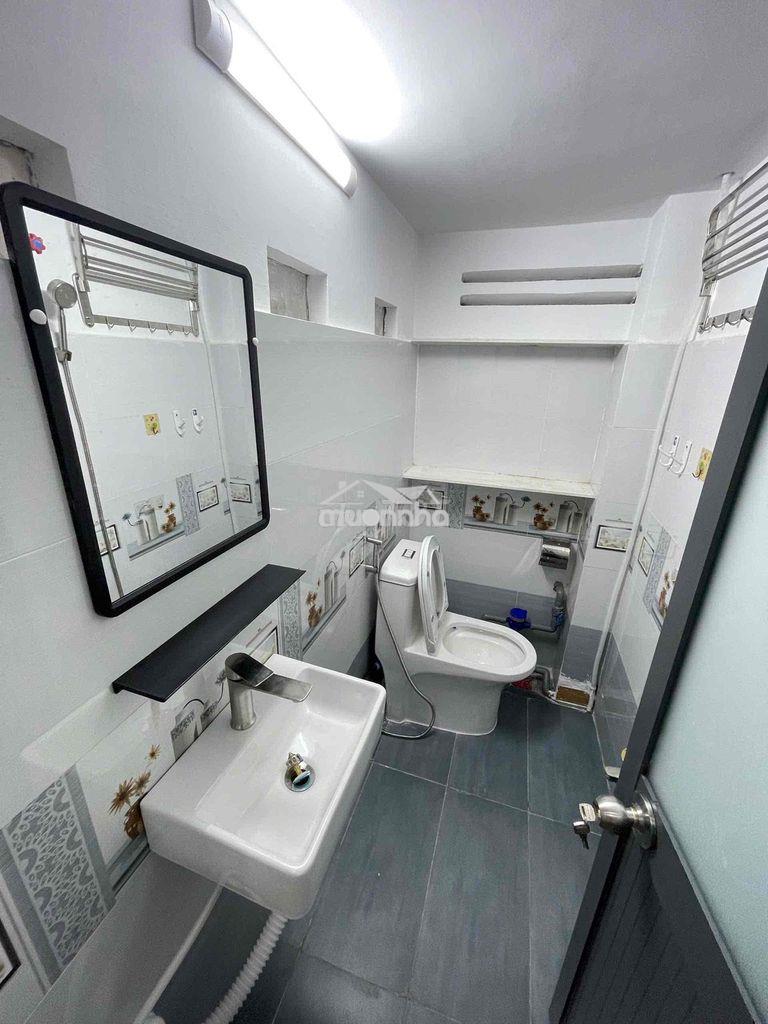Cho thuê phòng tầng trệt 40m2 có sân riêng, 2 phòng ngủ nội thất sẵn - Ảnh 3