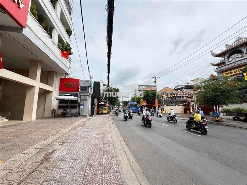Lê quang định 70m chỉ 5ty nhỉn ngan trến 5