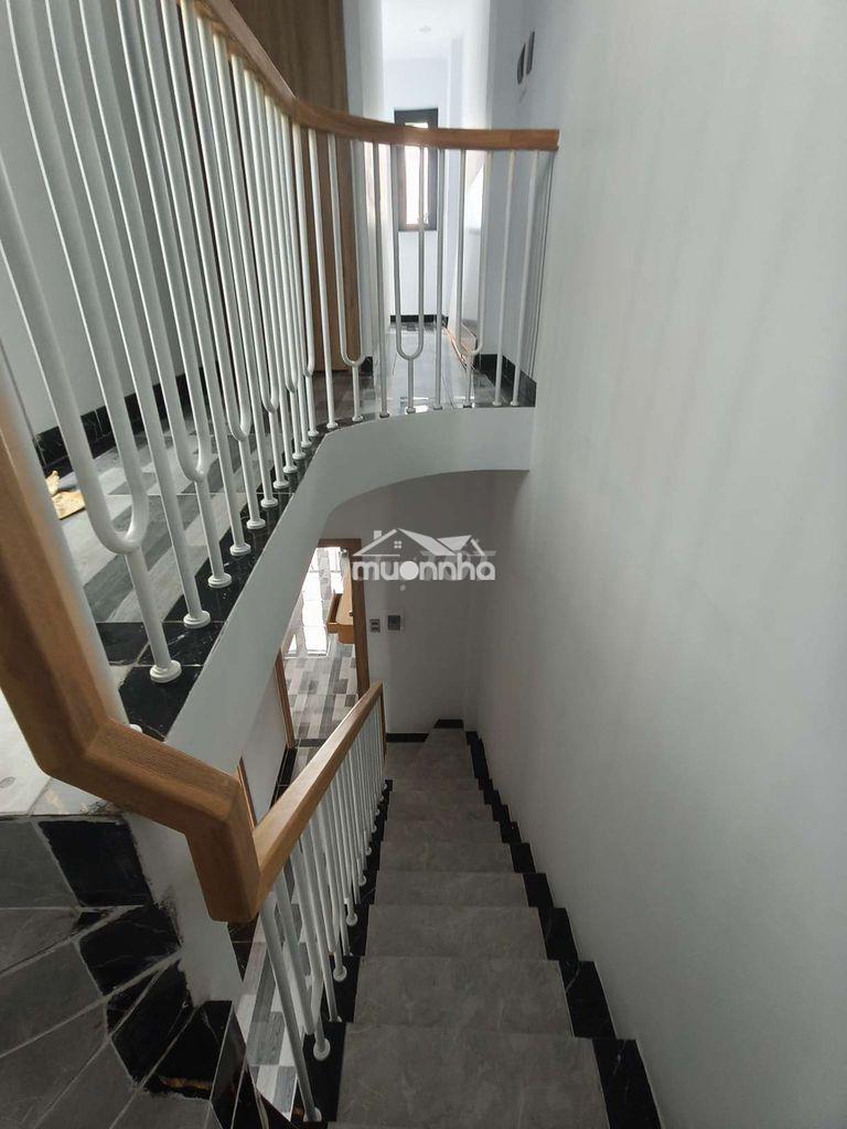 Bán nhà 4 tầng đi định cư - 50m2 ngang 4,4 - gần vinhome, vành đai 3 - Ảnh 4