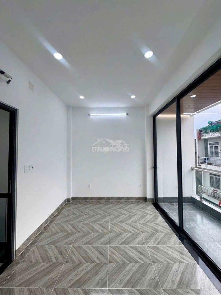 Nhà 3 lầu – 4pn ngay chợ long trường - 3