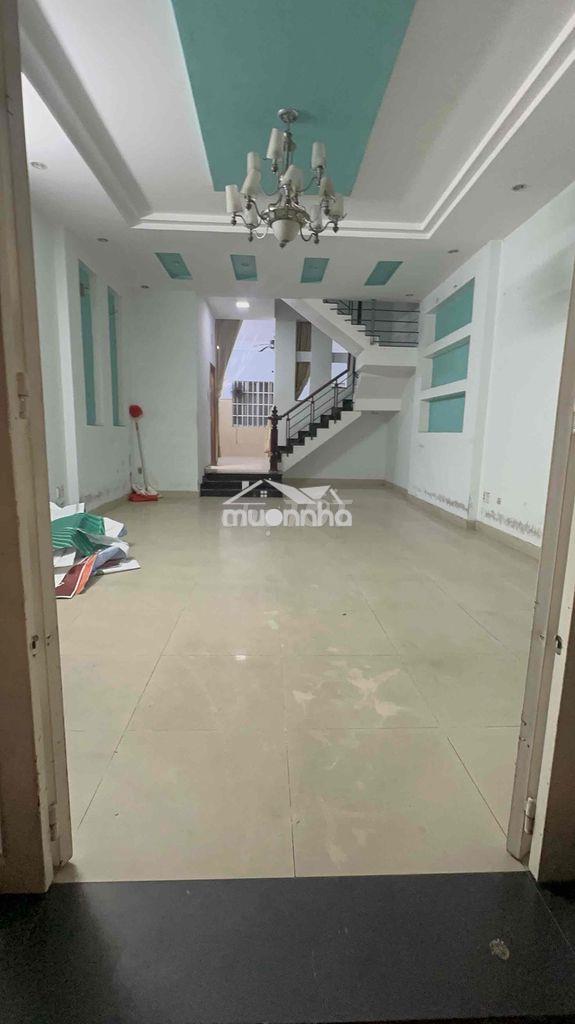 Nhà 5x20 trệt 2 lầu 4pn 4wc xe tải đậu cửa