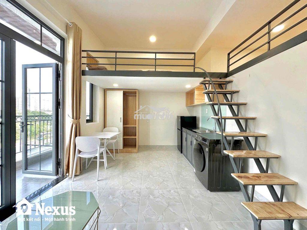 Cho thuê gác/ cửa sổ ban công xác tân mỹ, cresent mall - Ảnh 2