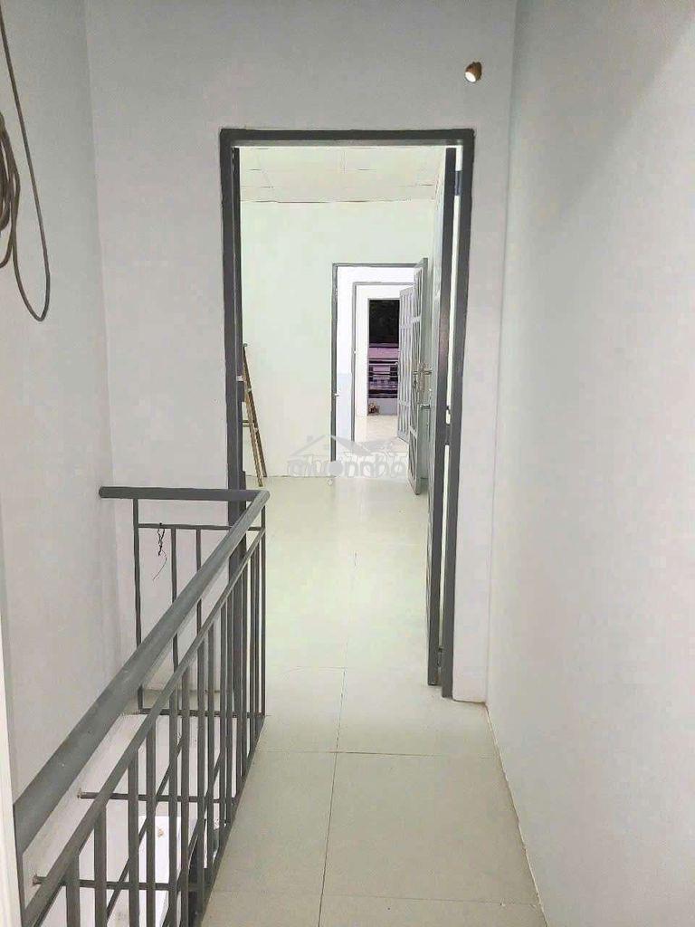Nhà 1 trệt 1 lầu 2pn 3,5x16m mặt tiền hẻm xe hơi lê văn lương q.7 - Ảnh 4