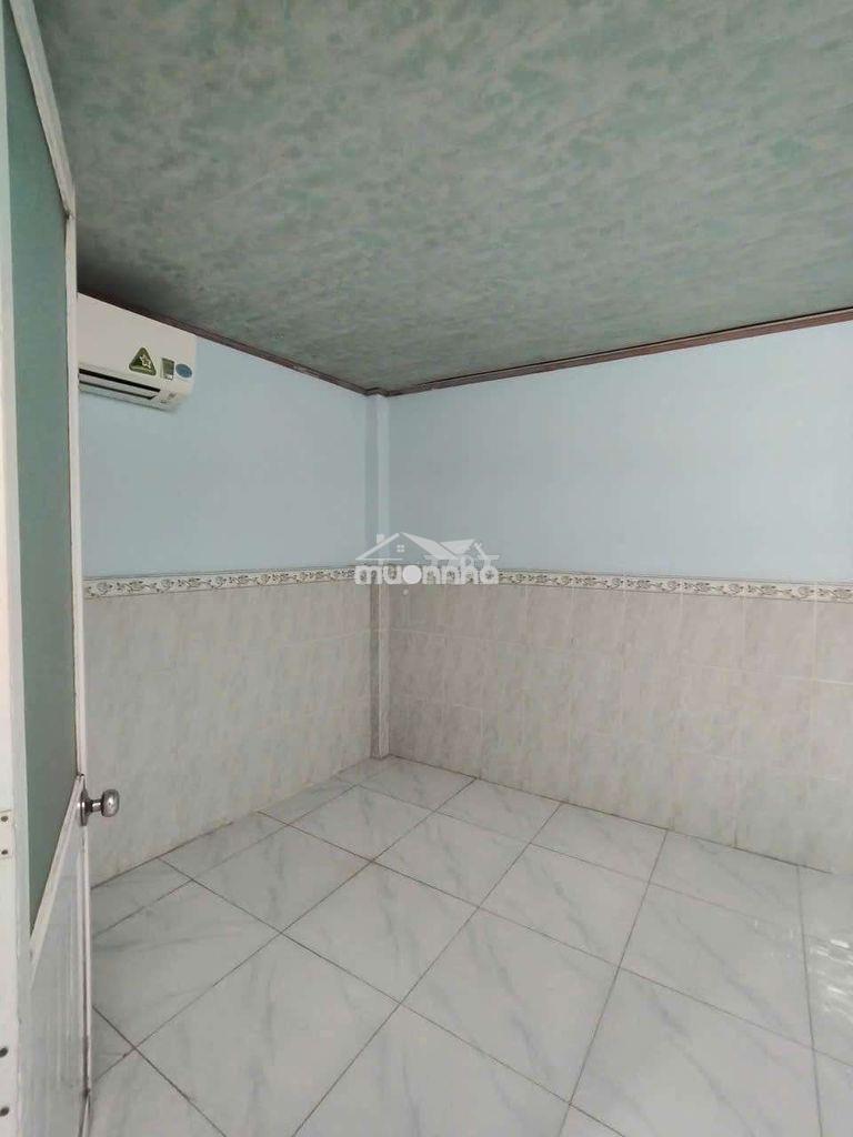 Nhà nở hậu trệt lửng 2pn - Ảnh 2