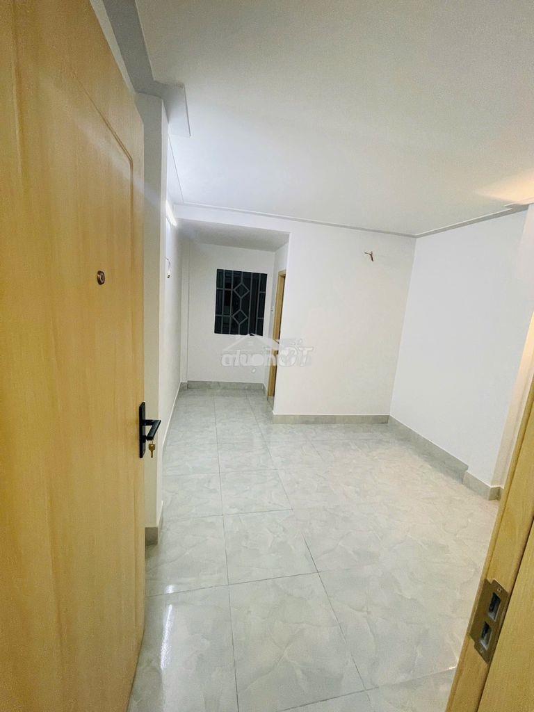 Chính chủ bán nhà mới  gấp dt:40m2 giá 3,85 tỷ lầu ,sh,hbp,tđ - Ảnh 3