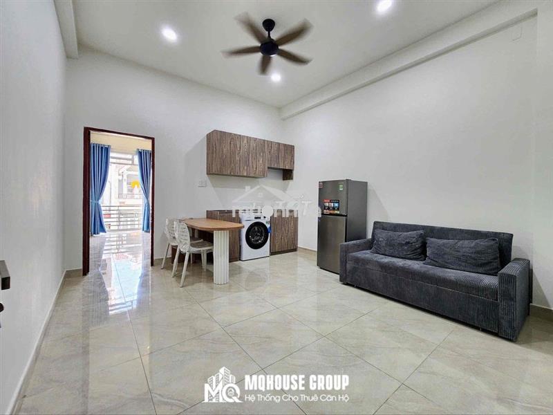 1 phòng ngủ ban công - mới 100% dtich 50m2 ngay luỹ bán bích