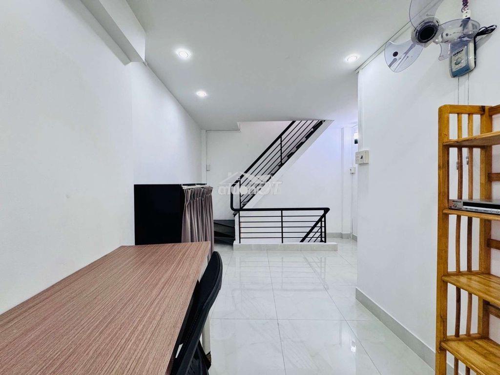 Nhà đẹp ở ngay sát mặt tiền huỳnh văn bánh 20m2_3t đúc đủ công năng - Ảnh 4