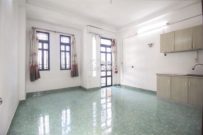 Phòng ban công siêu thoáng đường đào duy anh - phú nhuận chỉ 5tr/thag
