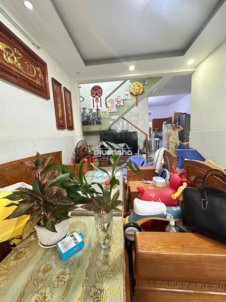Nhà hoàn công-full nội thất -kế bên chợ- 3tỷ2 - 2