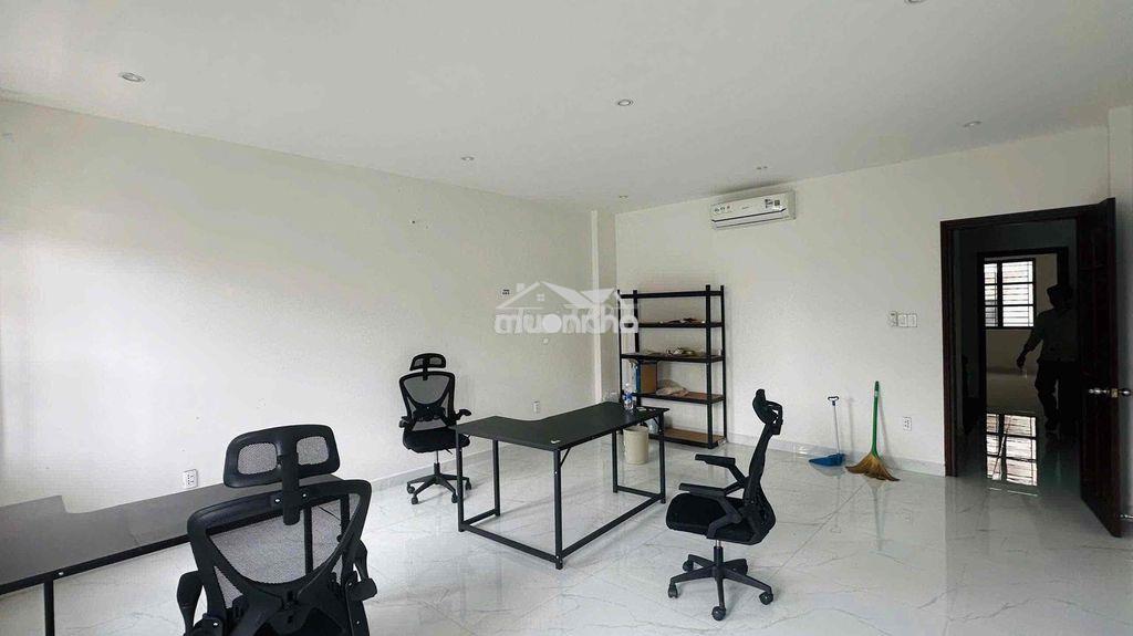 🔥🔥 Cho thuê nhà phố có hầm cityland gò vấp. full máy lạnh chỉ 40tr - 2