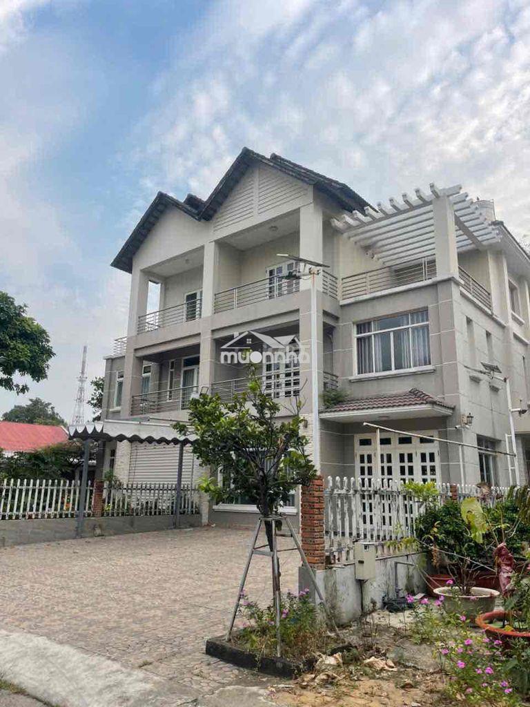 Biệt thự hoàng anh – sống giữa trung tâm dĩ an