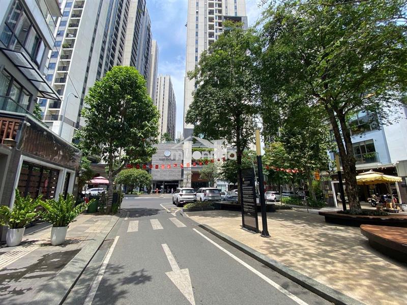 Mặt tiền nội khu hà đô centrosa 400m2