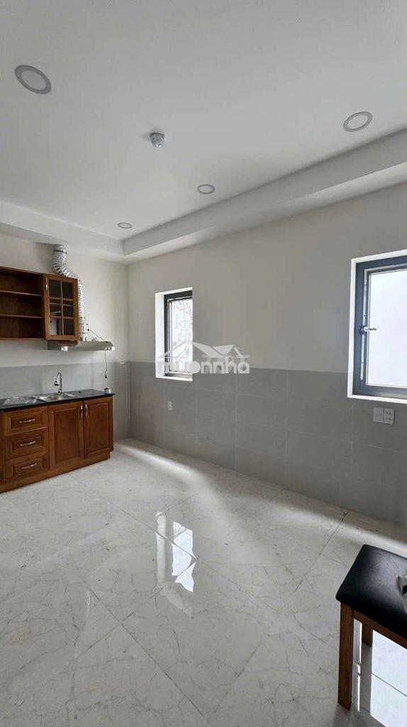 Cho thuê phòng mới 100%, nội thất đầy đủ
