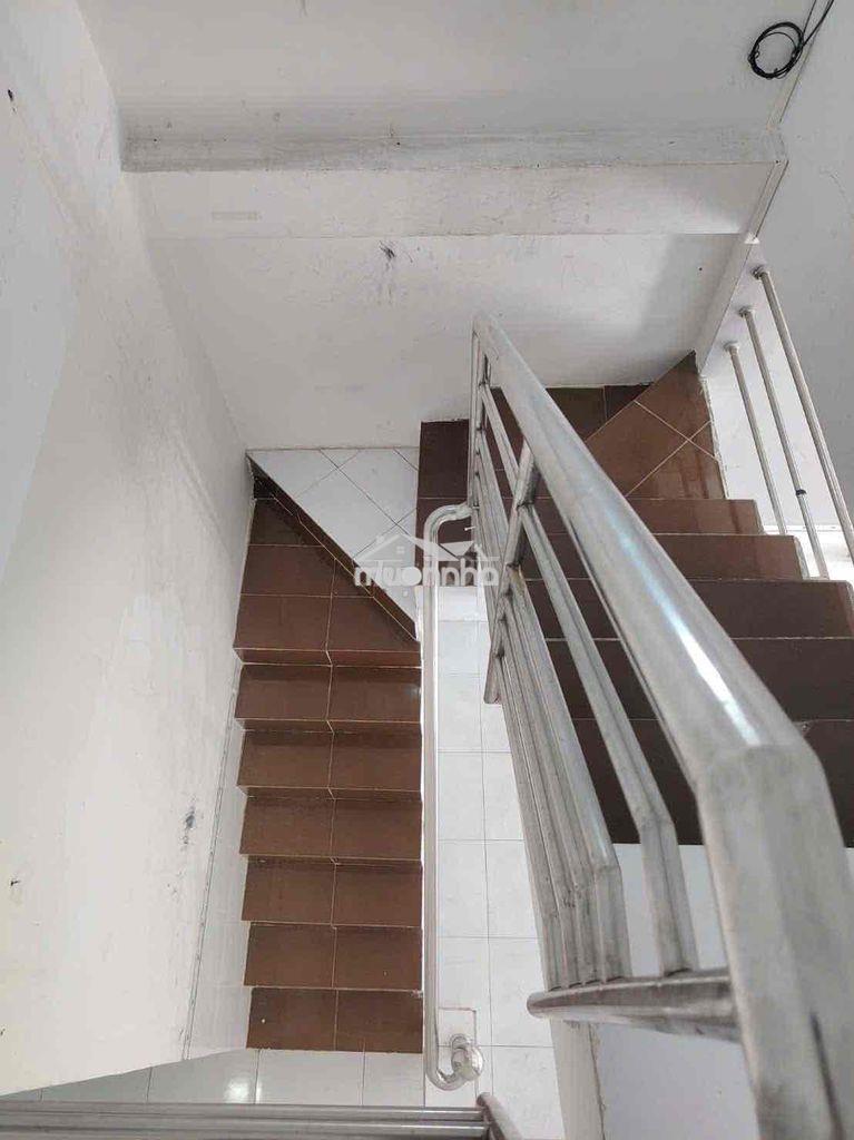 🏠 Nhà cho thuê khu c phạm hùng hẻm 3 gác tới nhà 👉 gần chợ gần nhà t - 4