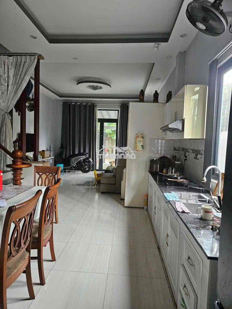 Sót lại căn nhà trệt lầu phúhoa 6x21 tc70m2 chủ xây ở kiêncố,hiện đại - Ảnh 3
