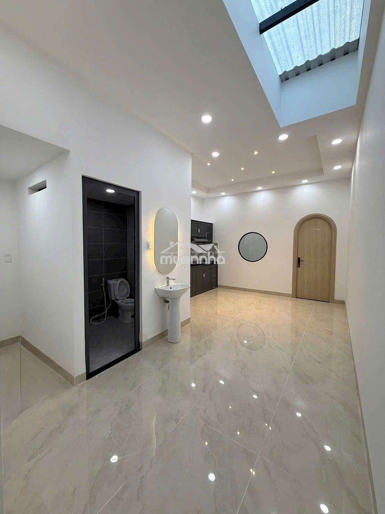 Nhà mới xây sạch sẽ  - Ảnh 3