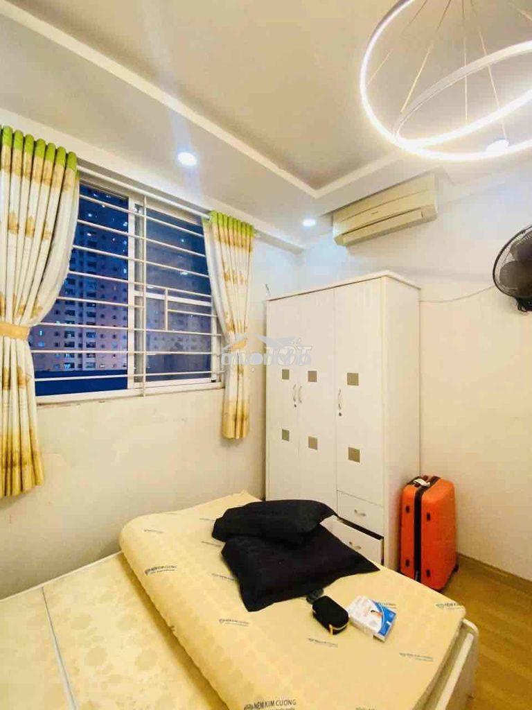 Bán chung cư khánh hội bến vân đồn 2pn 2wc tầng thấp - Ảnh 4