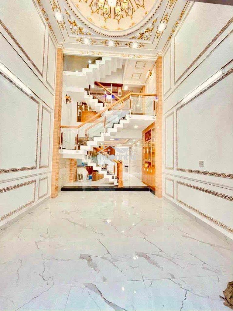 Cho thuê nhà mới 100% dt 250m2 1trệt 1lửng 3lầu 4pn 5wc sân thượng - Ảnh 4
