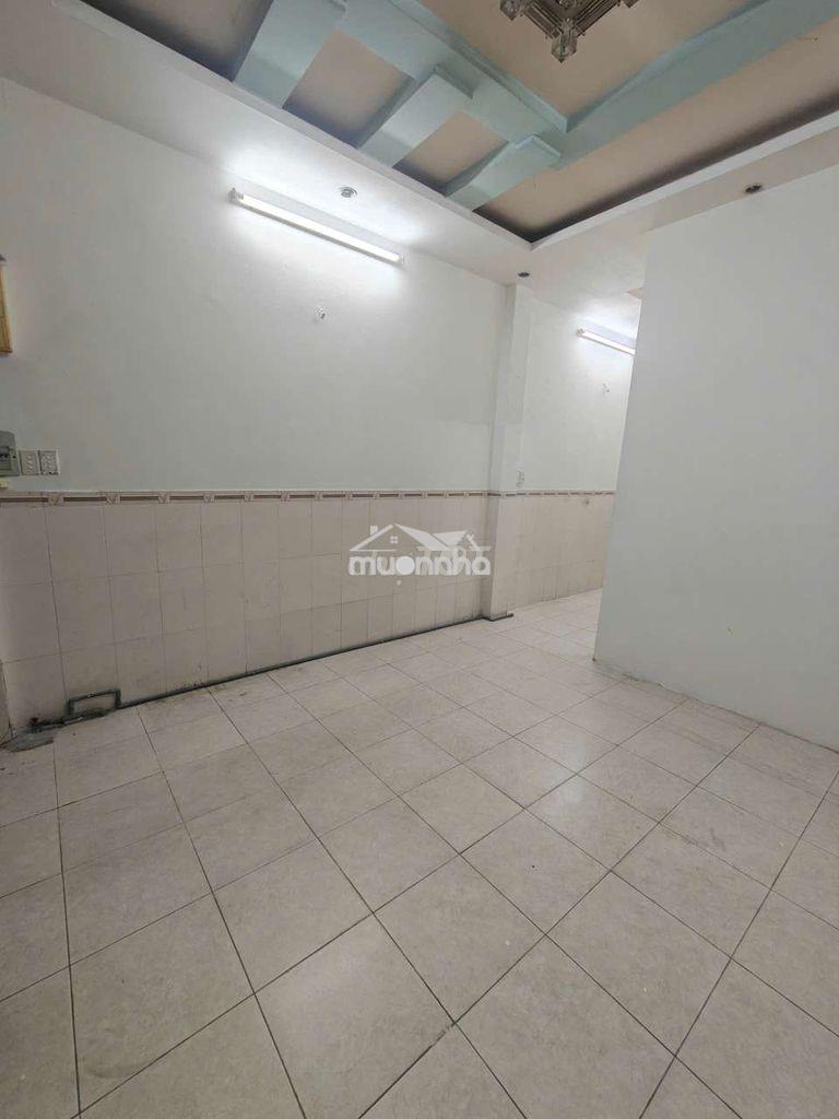 Nhà 4*12 trệt lửng giá cực rẻ f17 nguyển oanh - Ảnh 2