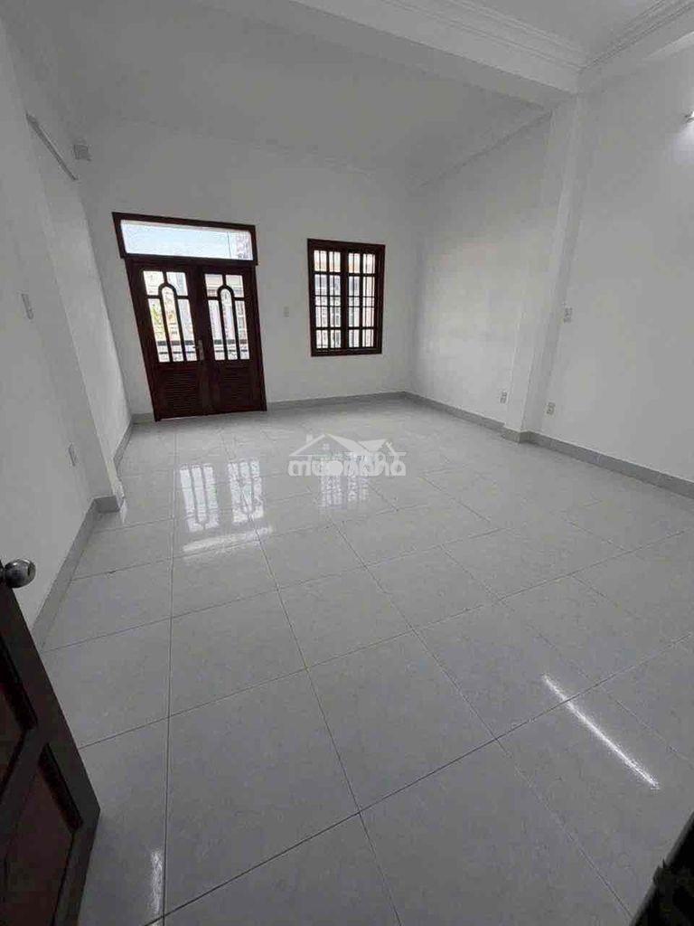 Cho thuê nhà nguyên căn ngay cc thạnh lộc ngã tư ga q12 - Ảnh 3