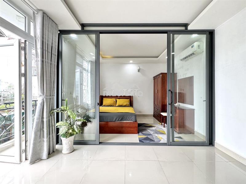 Cho thuê căn hộ 1pn riêng có ban công đường nguyễn trãi quận 1