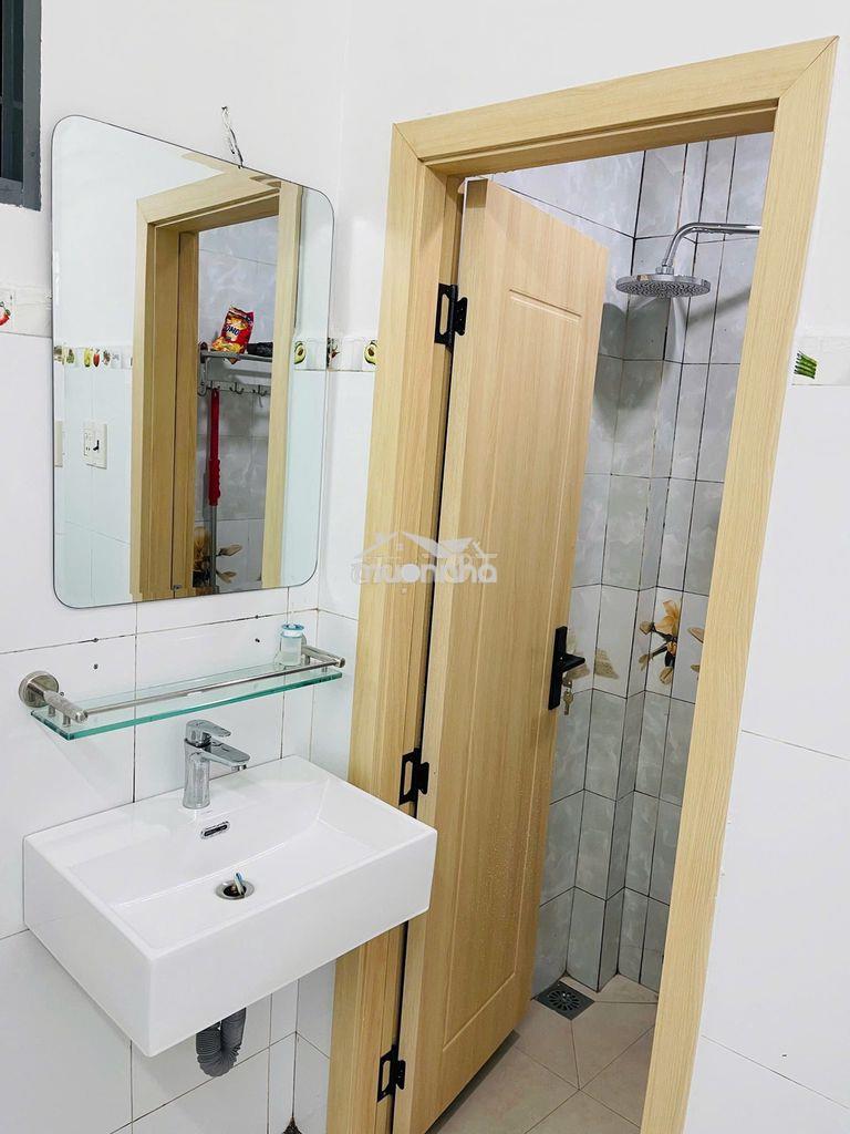 Chính chủ bán nhà mới  gấp dt:40m2 giá 3,85 tỷ lầu ,sh,hbp,tđ - Ảnh 4