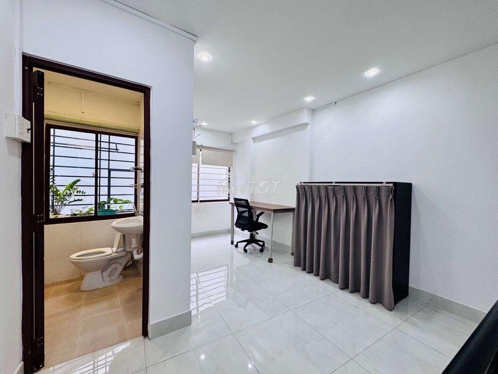 Nhà đẹp ở ngay sát mặt tiền huỳnh văn bánh 20m2_3t đúc đủ công năng - Ảnh 3