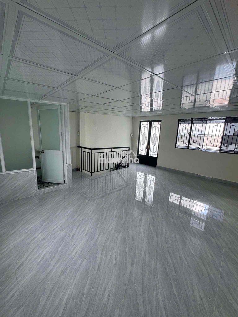 6tr nhà cho thuê nguyên căn mới đẹp 99% quốc lộ 50 - Ảnh 2