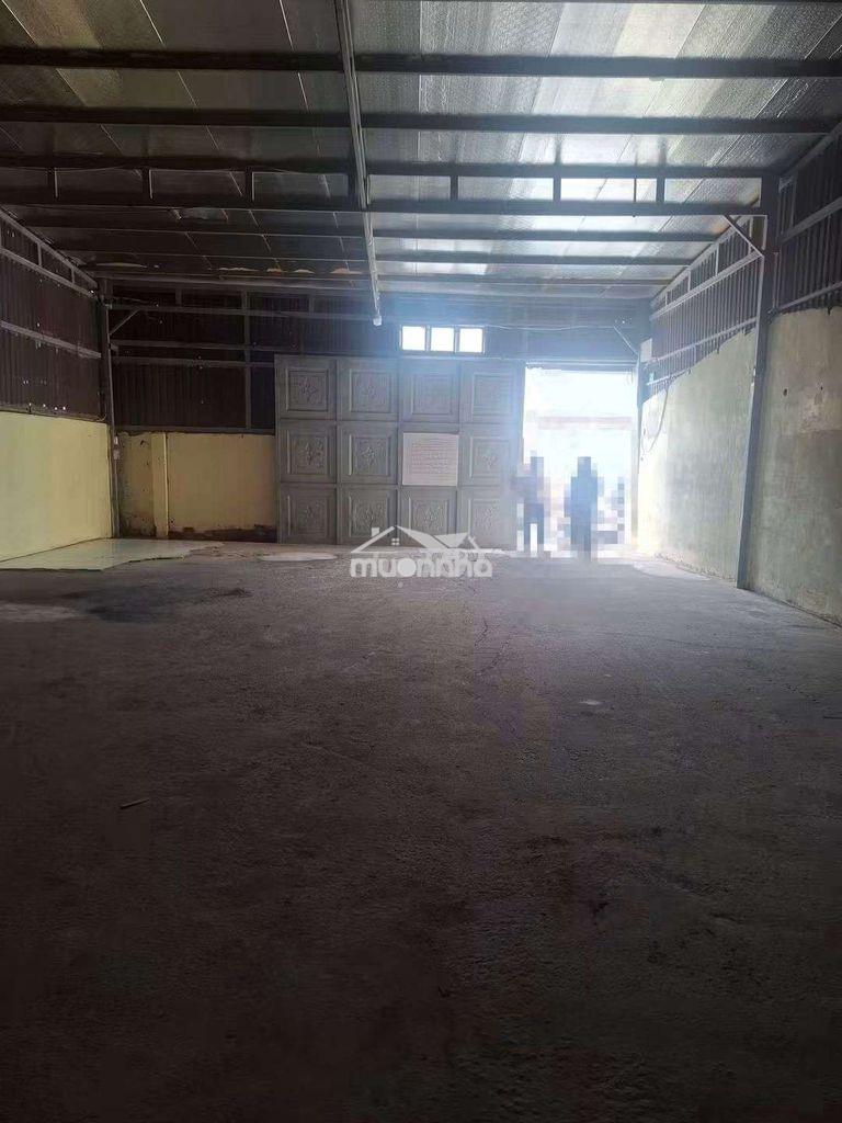 Cho thue kho xuong 150m le thi rieng quan 12