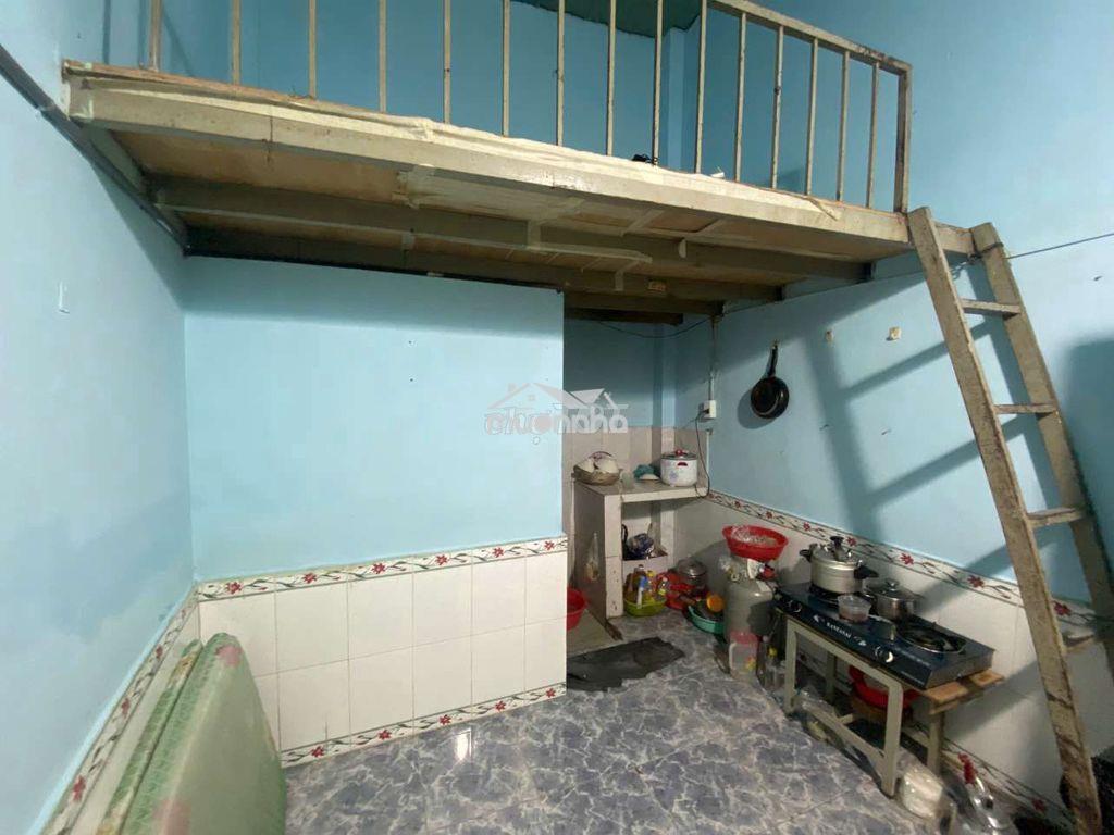 Nhà ở và 6 phòng trọ cho sinh viên thuê - Ảnh 4