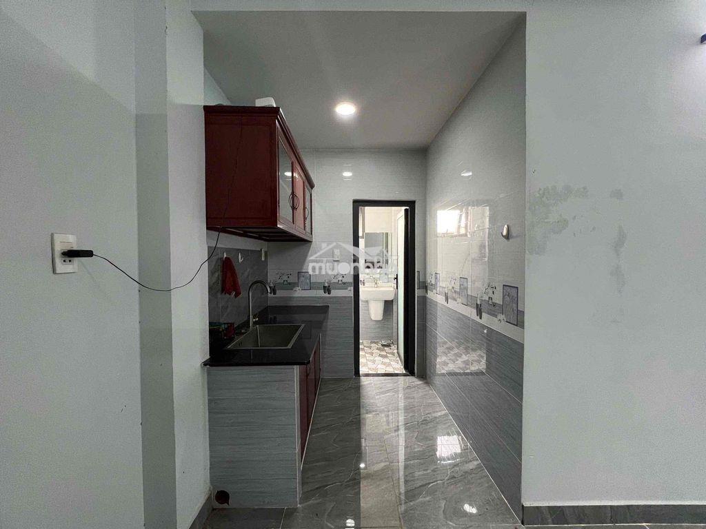 Phòng hơn 35m2, ban công rộng, lý thường kiệt, p. diên hồng (quận 10), - Ảnh 4