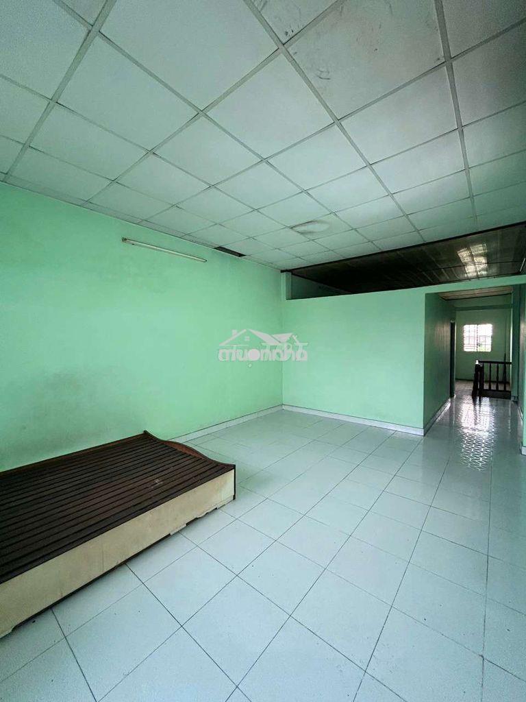 Nhà 3 phòng 4 x 16m - Ảnh 2