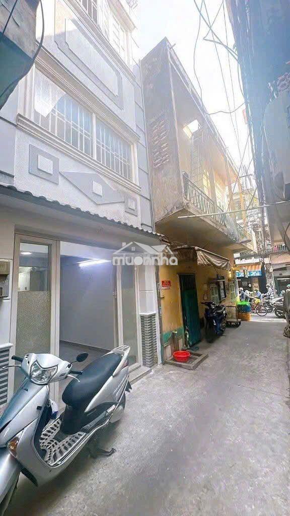 Nhà nguyên căn đường đoàn văn bơ - 2pn 3wc - 3.2x7m - Ảnh 2