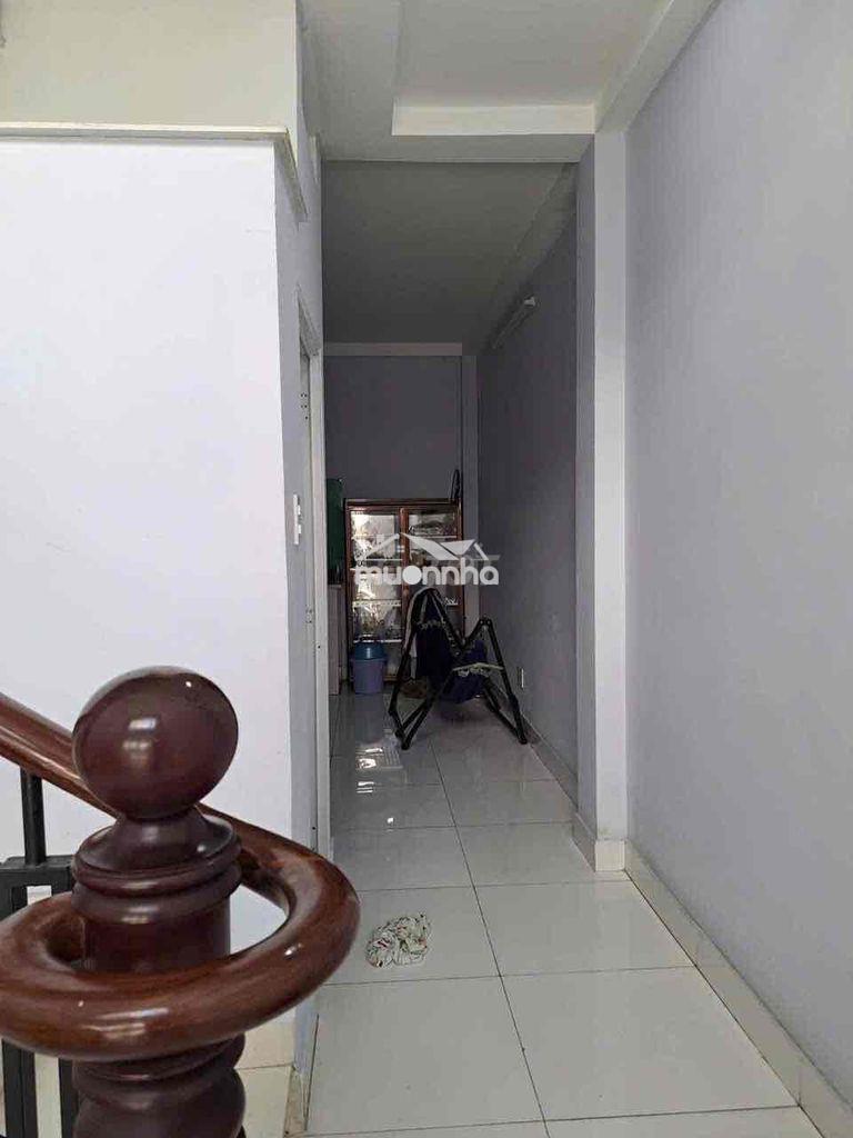 Nhà 1 trệt 1 lửng 3 lầu 5pn mặt tiền đường số gần chợ tân mỹ - 3