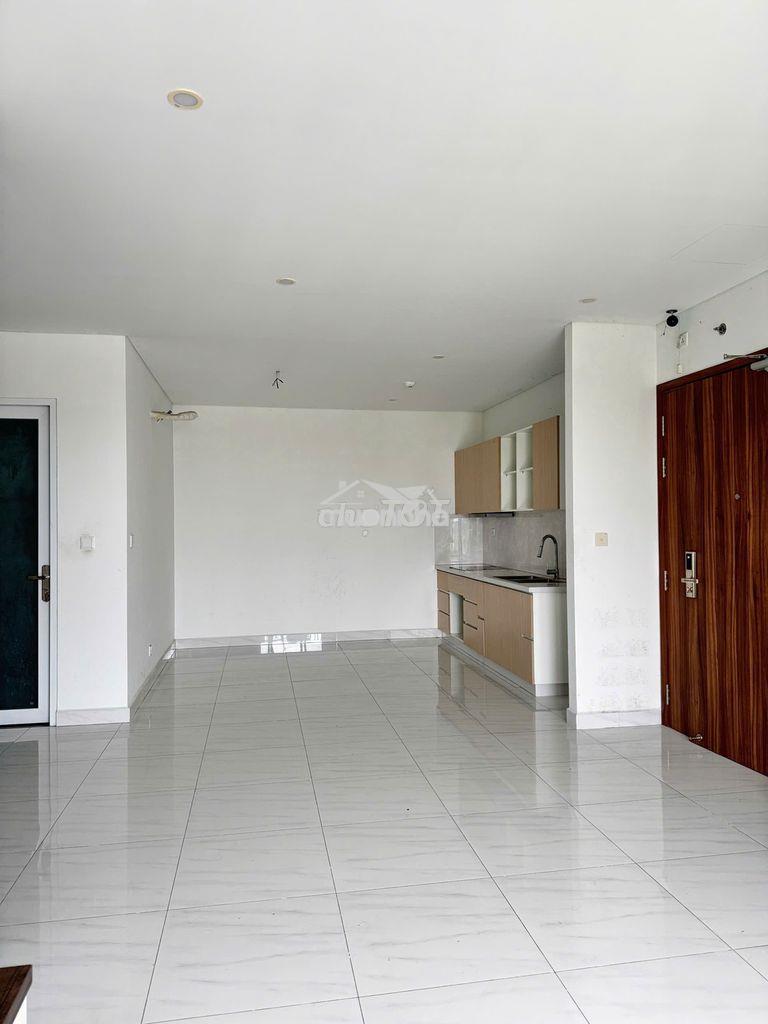 Cho thuê căn góc 3pn nhà trống có rèm giá 12 triệu/tháng - Ảnh 2
