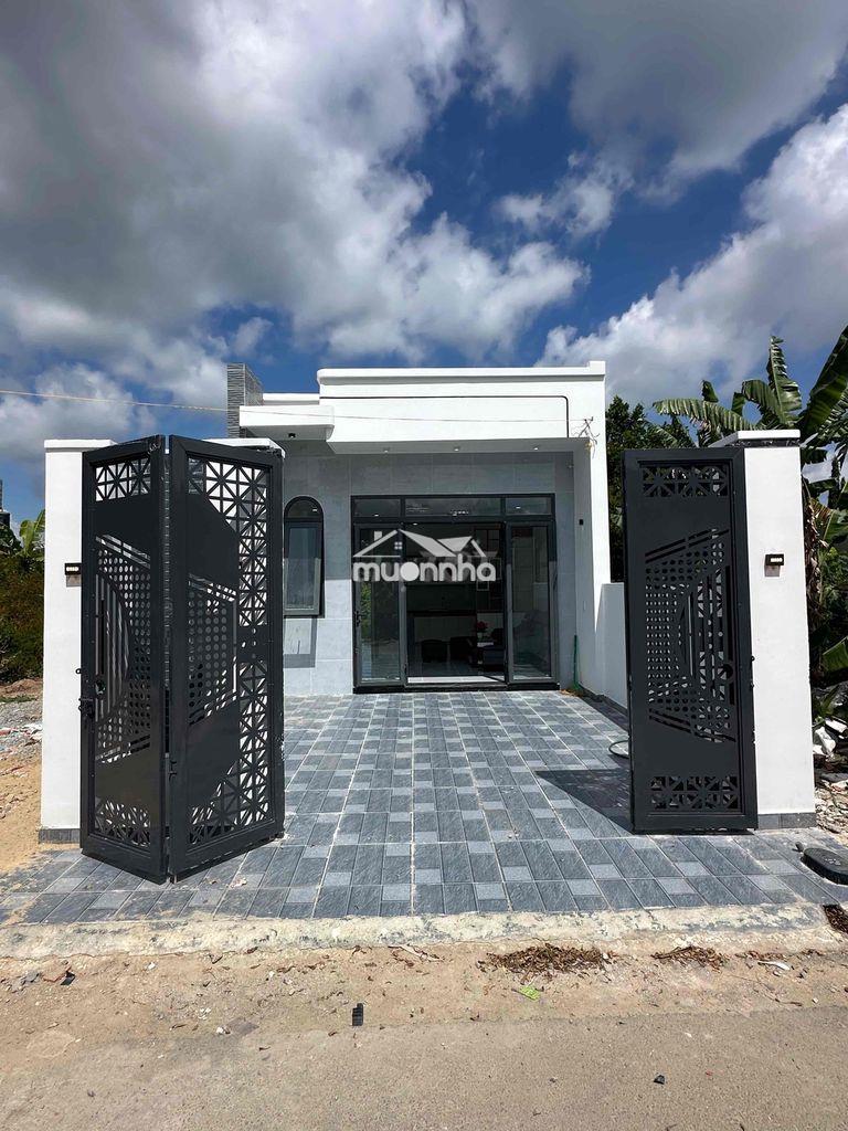 Nhà mới đẹp 5x23 dân đông kín, ngay cụm trường học và chợ an tây - Ảnh 2