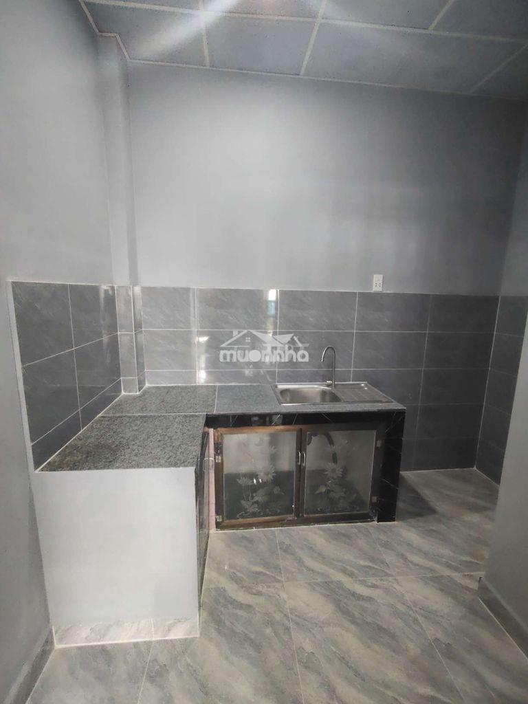 Nhà mới sơn sửa đẹp, hẻm tải, sẵn 2pn. gần làng đại học - 4