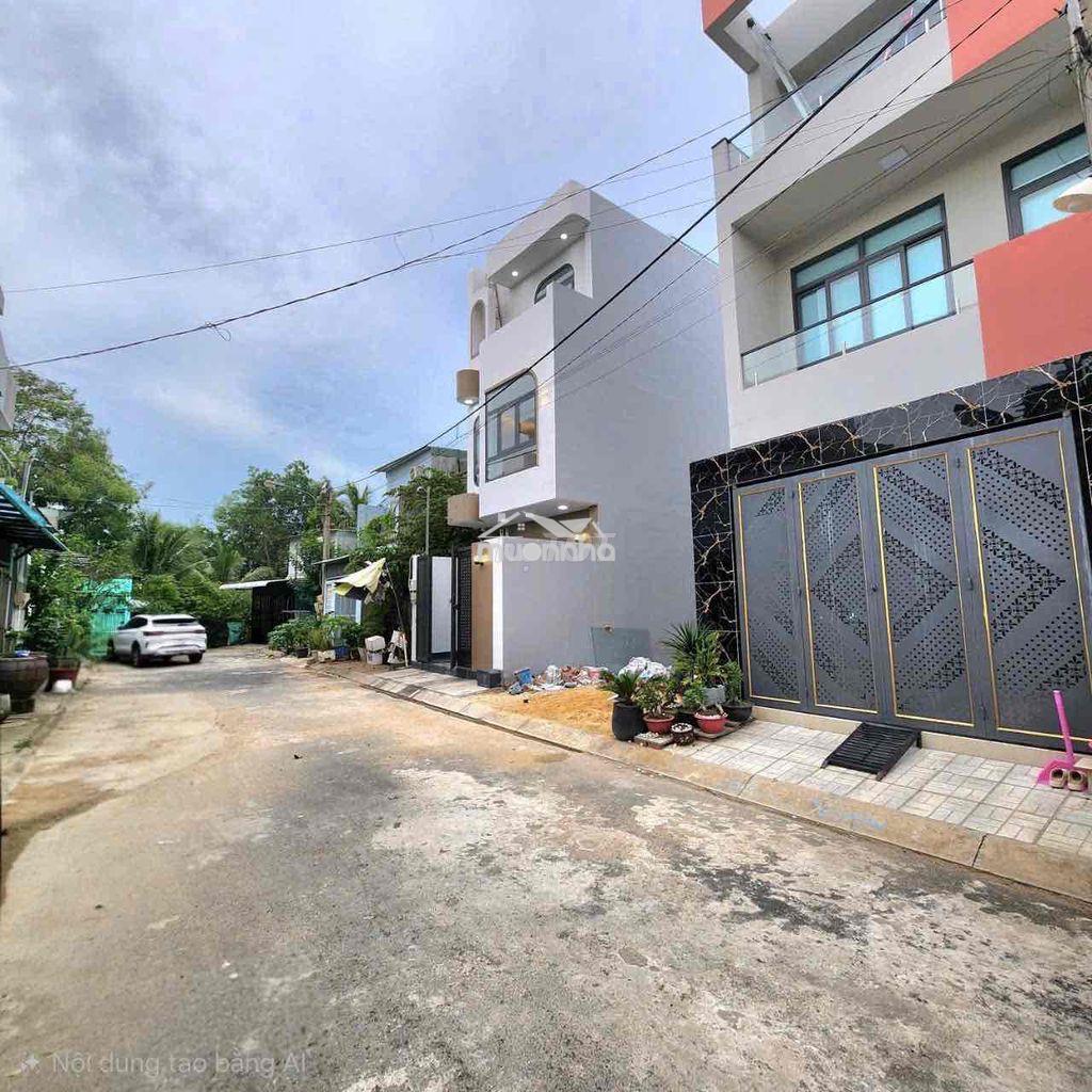 Nhà 4pn, 3 tầng – đường 8m – gần vinhomes – chỉ 4.85 tỷ - Ảnh 2