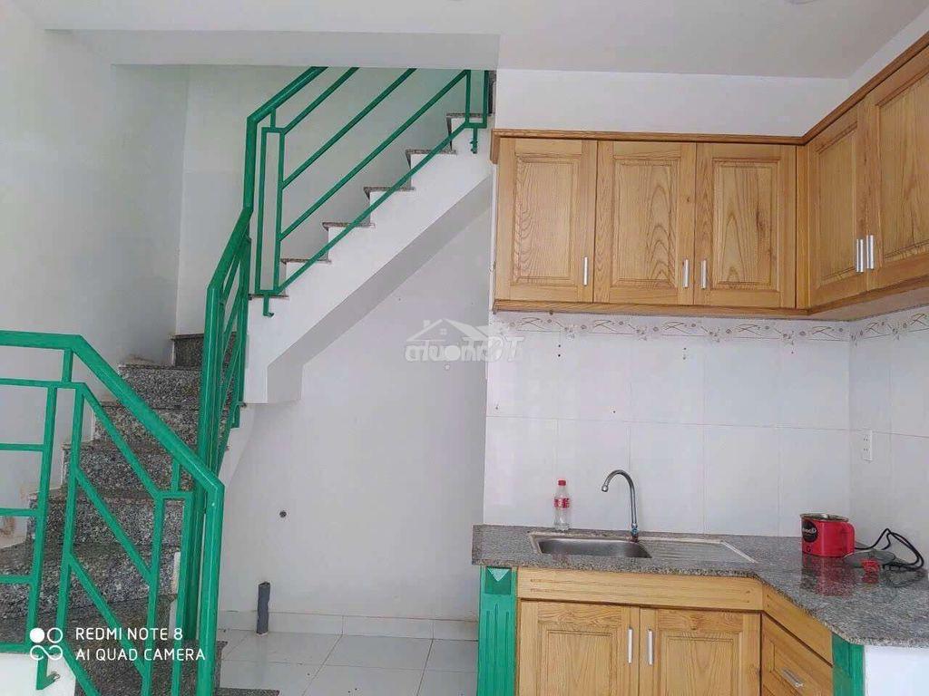 Cho thuê nhà nhỏ 1 trệt 1 lầu  - 2